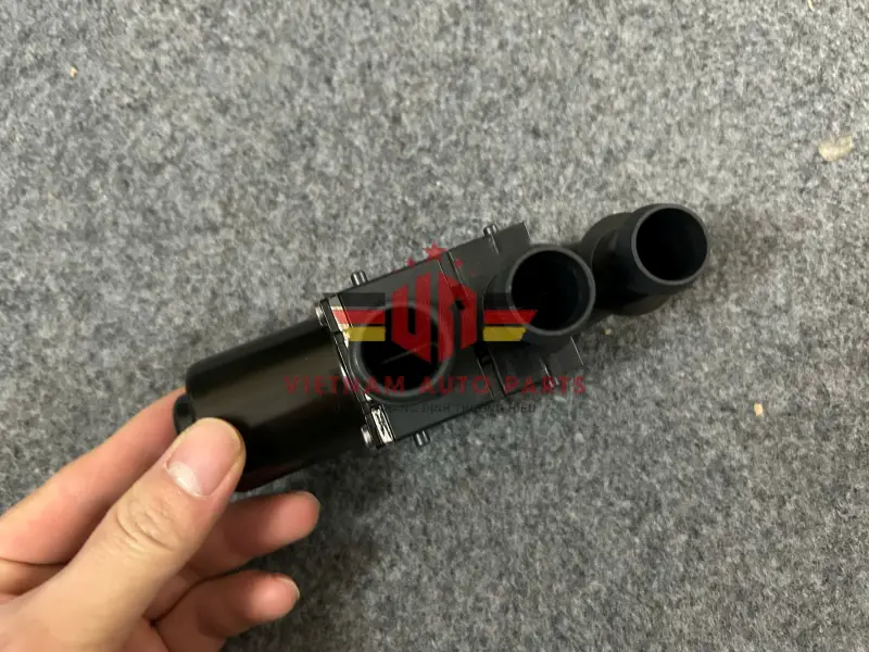 Van nước sưởi BMW