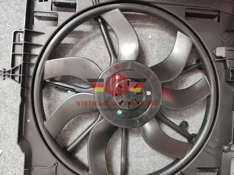 Quạt gió động cơ BMW 600W