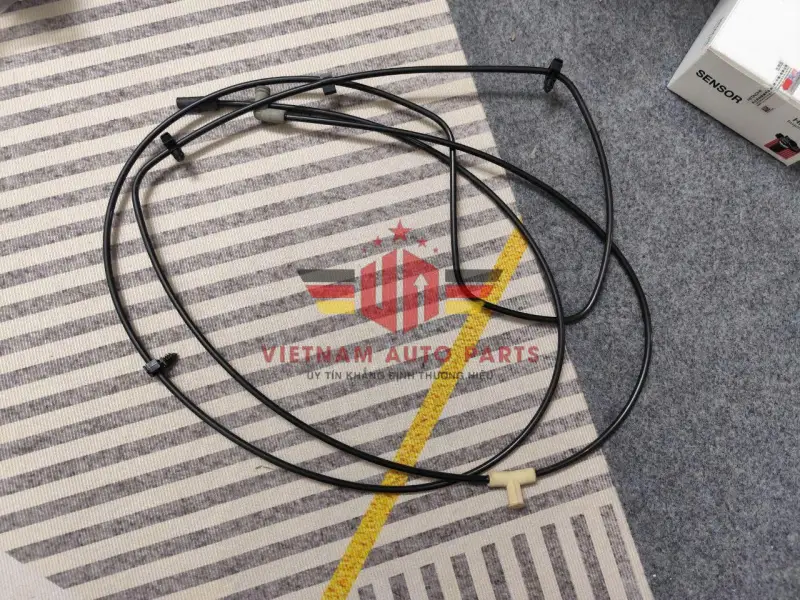 Ống nước rửa kính Chrysler