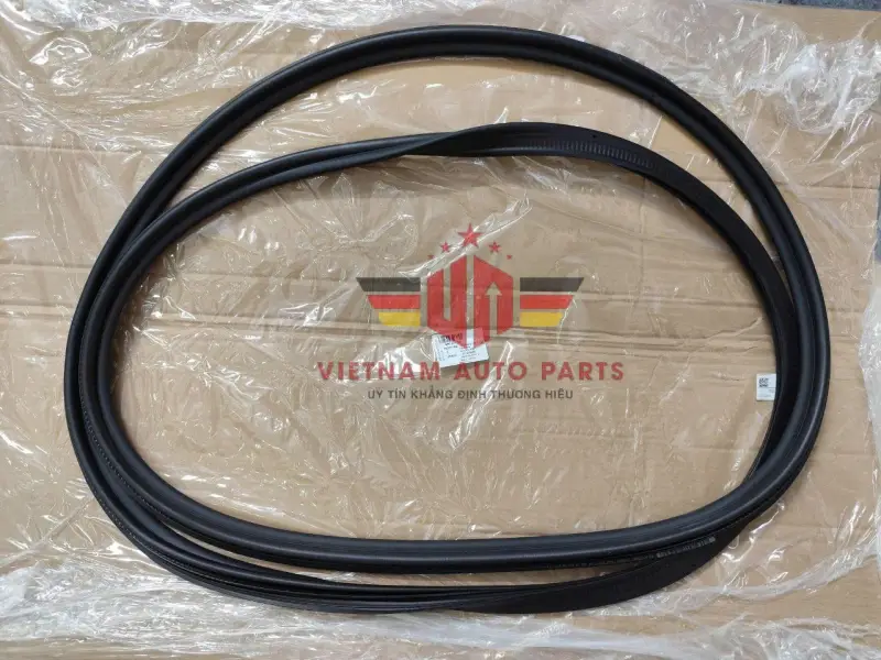 4M0827705