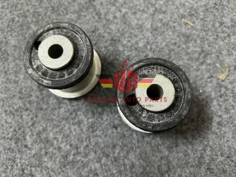 7P0407077