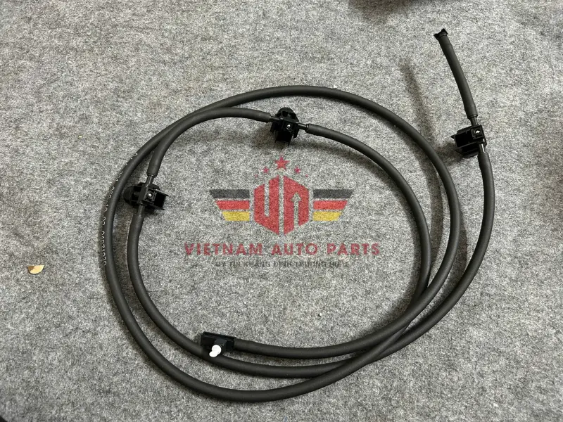 Ống nước rửa kính mercedes GLK