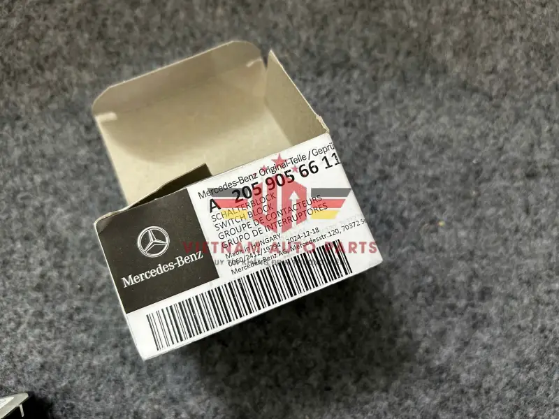 Công tắc gập ghế mercedes GLC