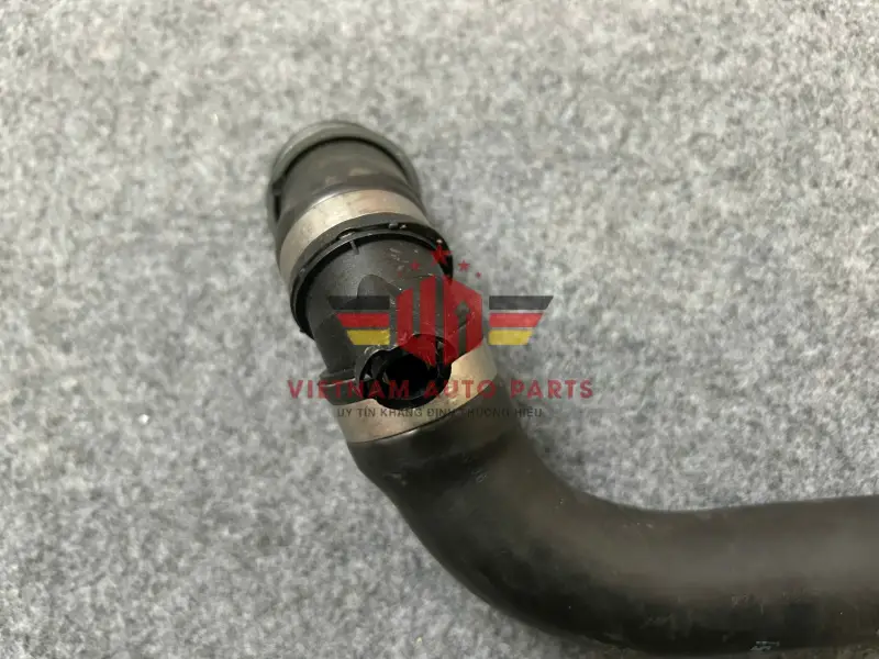 Ống nước chính mercedes e280