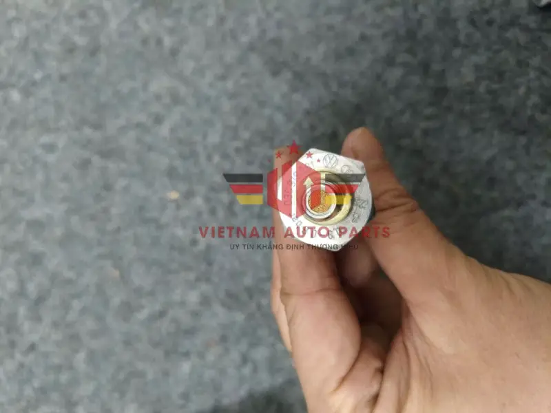 03C919081